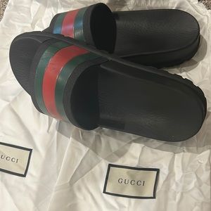 COPY - Gucci slides